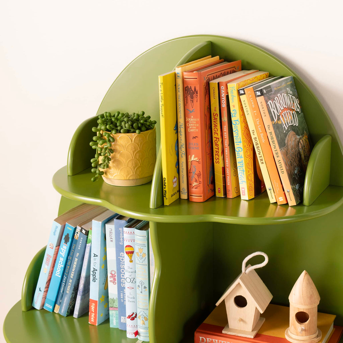 G27664 Tree Bookcase Environment 1496