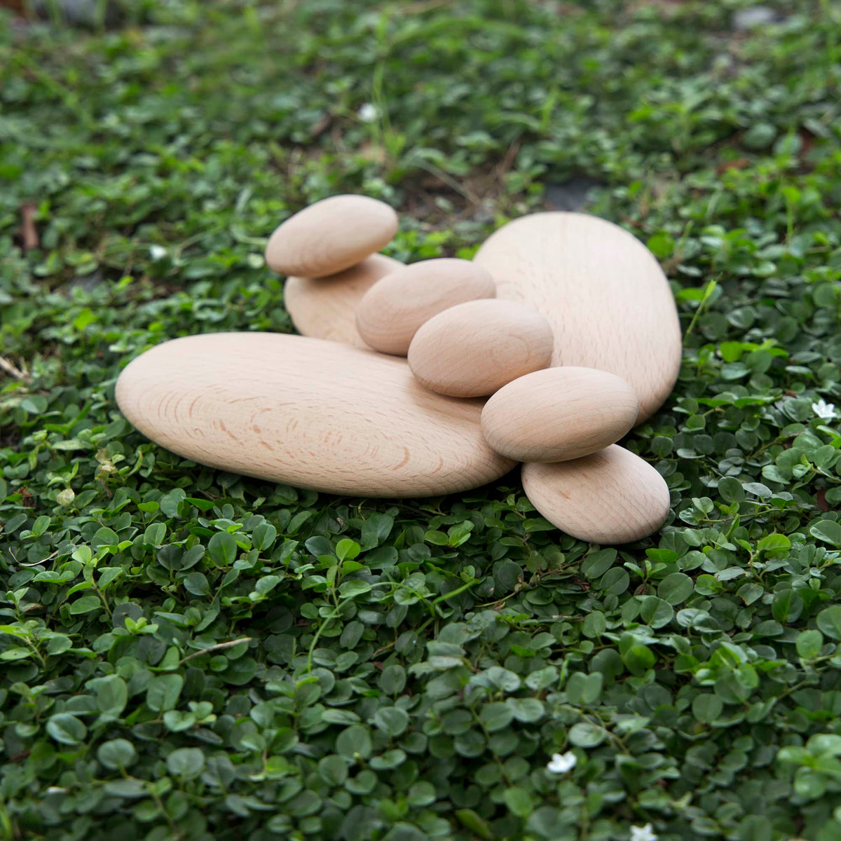 G6771 Wooden Stackers River Stones 8