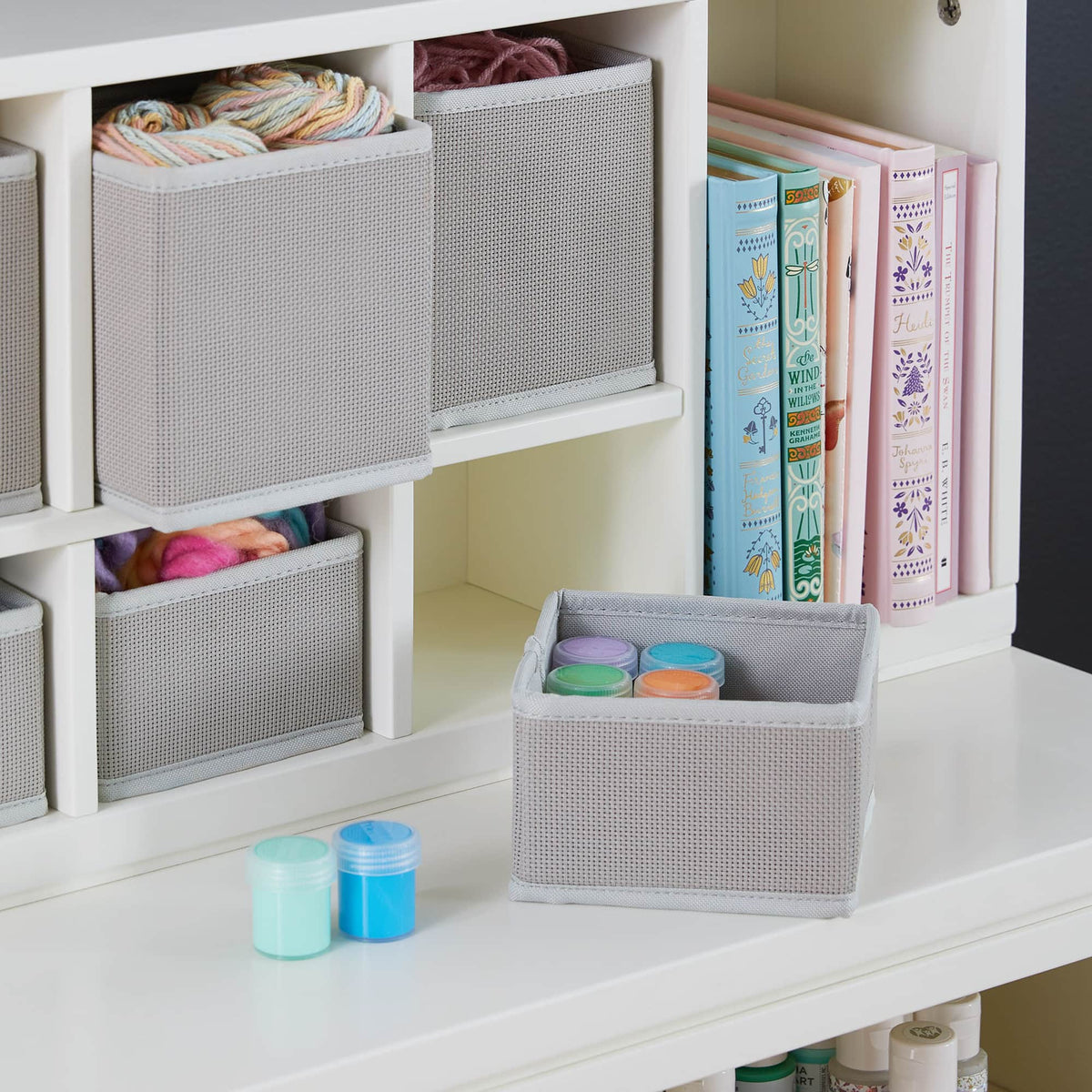 G77104 Martha Stewart Crafting Kids Cubby Organizer White Env Bin Detail | Linen White