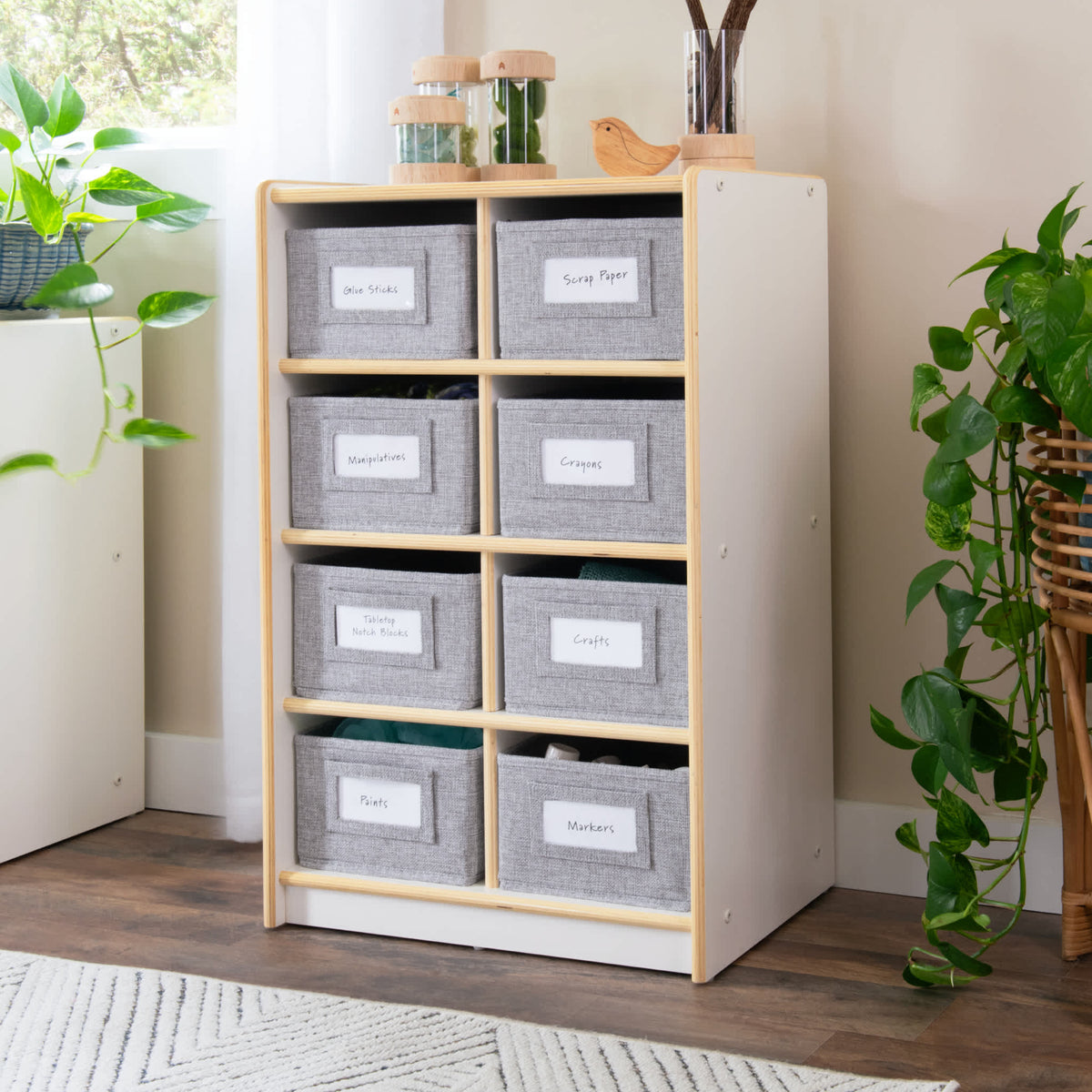 G80216 EdQ 8 Bin Cubby White Env 1001 | White