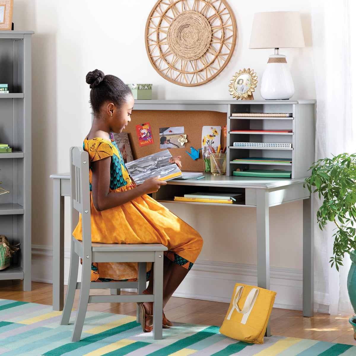 G27646 Media Desk Gray Lifestyle Main | Gray